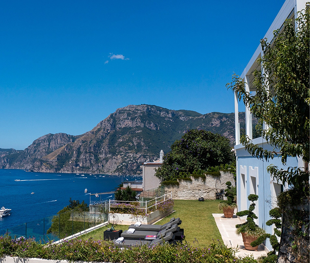 Private Lawned Garden